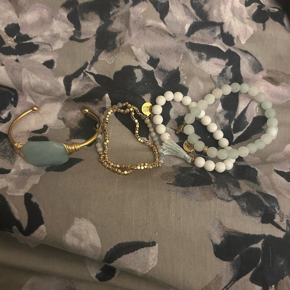 Kinsley Armelle (5) Piece Bracelet Stack in White/Light Turquoise - Picture 2 of 2